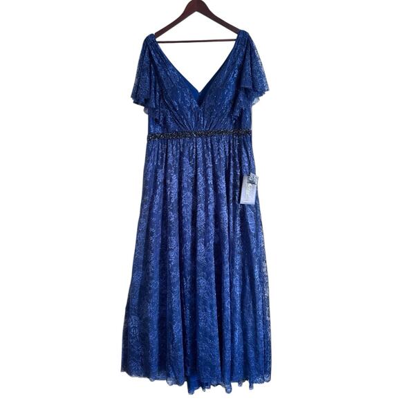 Mac Duggal Dresses & Skirts - MAC DUGGAL Lace Gown Flutter Sleeve A-Line Dress Midnight Blue Size 18W NWT